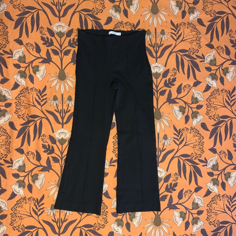 Mango cropped, stretchy kick flare pants size xs